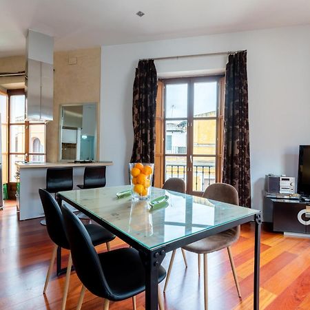 Cathedral Apartment, Upper Floor Apartment Séville Extérieur photo